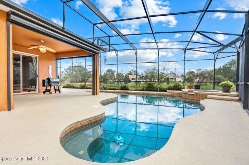 501 Waterside Cir, Titusville FL  32780-3537 exterior