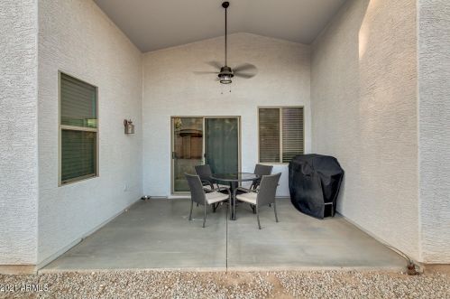 1637 Vineyard Plains Dr, Queen Creek AZ  exterior