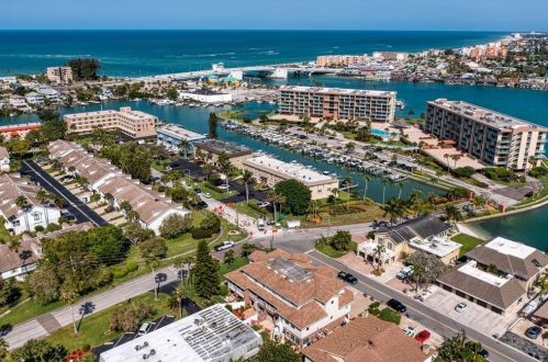 219 126th Ave, Saint Petersburg, FL 33706-4420