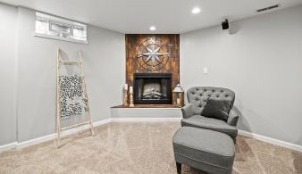 207 Fellows Ave, West Jefferson OH  43162-1474 exterior