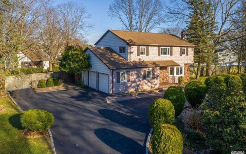 299 Marlin St, Huntington Station, NY 11746-8130