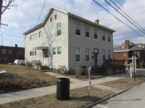 167 Union St, Somerset, PA 15501-1418