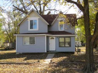 115 Park St, Hutchinson, KS 67501-2371