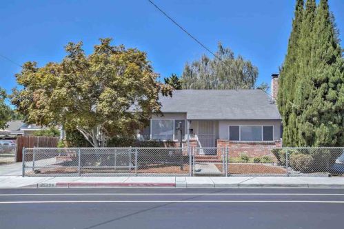 25439 Soto Rd, Hayward, CA 94544-2811