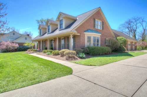 3000 Winterbourne Rd, Covington, KY 41017-9668