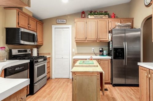 18495 Darin Dr, Perris CA  92570-9187 exterior
