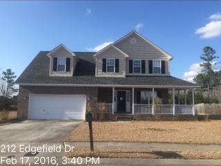 212 Edgefield Dr, Jacksonville, NC 28546-8658