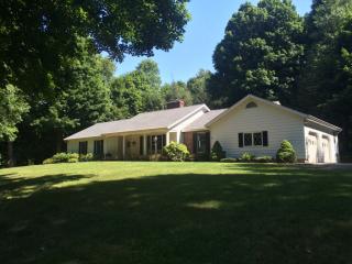 28 Wintergreen Hill Rd, Danbury, CT 06811-4242