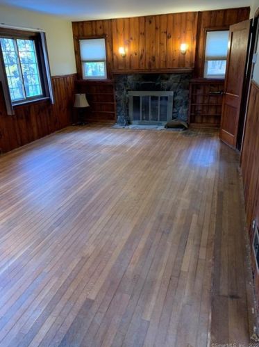 76 Codfish Hill Rd, Bethel, CT 06801-3305