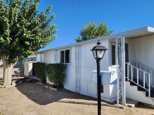 15940 Stoddard Wells Rd, Victorville CA  92395-2800 exterior