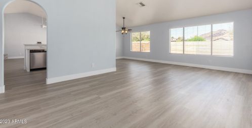 4432 Villa Linda Dr, Glendale, AZ 85310-5121
