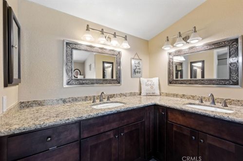 33645 Breckenridge Trl, Wildomar CA  92595-8482 exterior