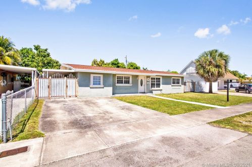 1271 76th St, Hialeah, FL 33014-3422