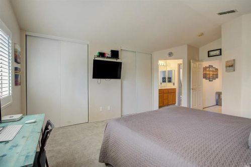 965 Turquoise St, Vacaville CA  95687-7859 exterior