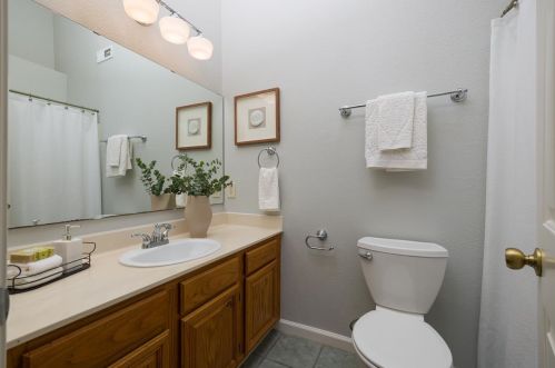 78 Amesport Lndg, Princeton By The Sea CA  94019-1974 exterior