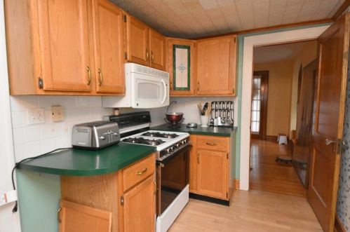 124 Mohawk School Rd, New Castle PA  16102-3112 exterior