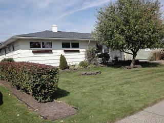 192 Greentree Rd, Tonawanda, NY 14150-6446
