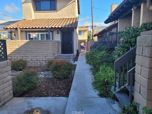 730 Ohio Ave, Long Beach, CA 90804-4721