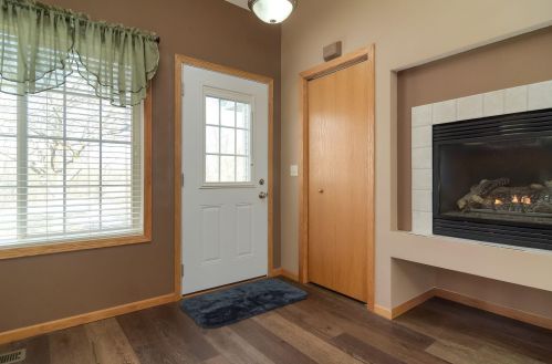 8940 Pheasant Ln, Minnetrista, MN 55375