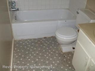 3686 Bluff Wood Dr, Memphis TN  38128-1218 exterior