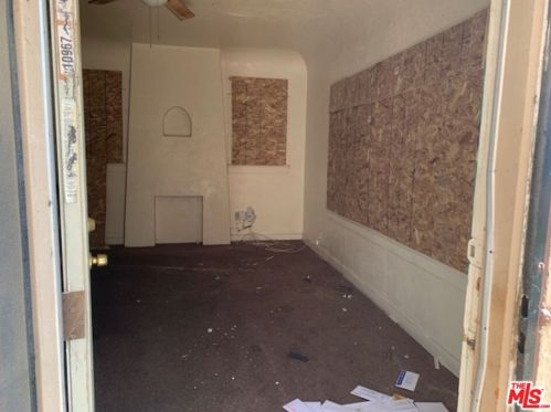 634 Euclid Ave, Beaumont CA  92223-2247 exterior