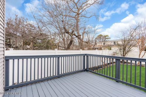 828 Burnt Tavern Rd, Bricktown NJ  08724-2540 exterior