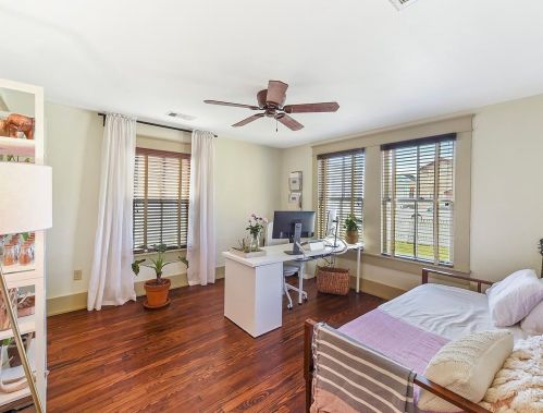 1509 Mechanic St, Galveston TX 77550-2531 exterior