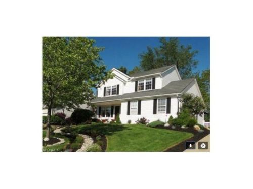 4939 Gateway Dr, Medina, OH 44256-7927