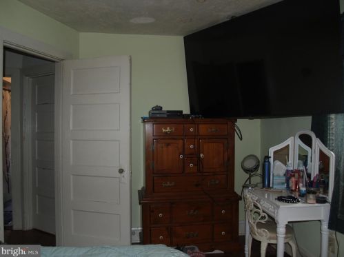 35 Fairview Ave, Lansdale PA 19446-2639 exterior