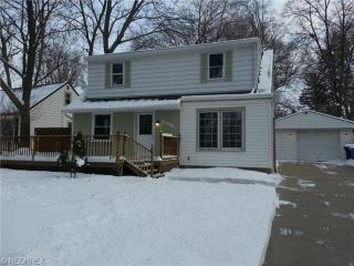 18603 Golf View Dr, Cleveland, OH 44135-1814