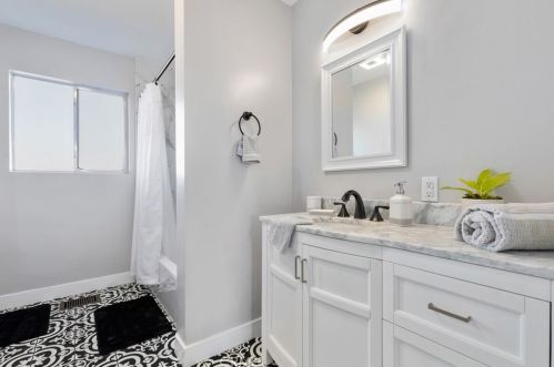 619 Shannon Hill Dr, Lake Nacimiento CA  93446-1824 exterior