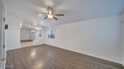 7289 Laughing Tree Ln, Tucson, AZ 85756-6139