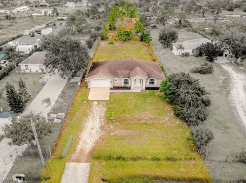 4085 60th Ave, Naples FL  34120-2663 exterior