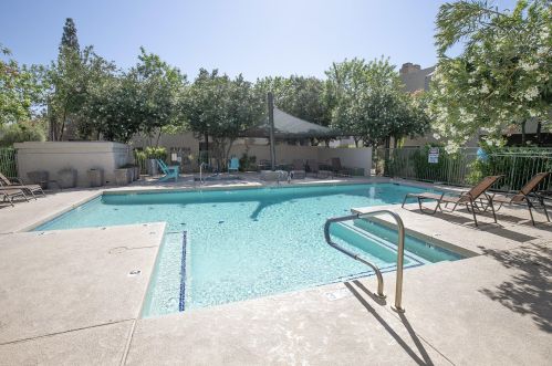 1295 Ash St, Gilbert AZ 85233-2123 exterior