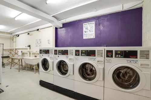 70 32nd St, Bayonne NJ  07002-2850 exterior