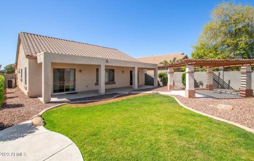16402 Sierra St, Sun City, AZ 85388-6022