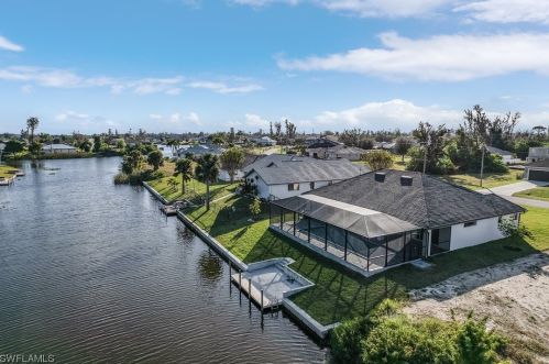 2227 2 Ter, Cape Coral FL  33990-1024 exterior