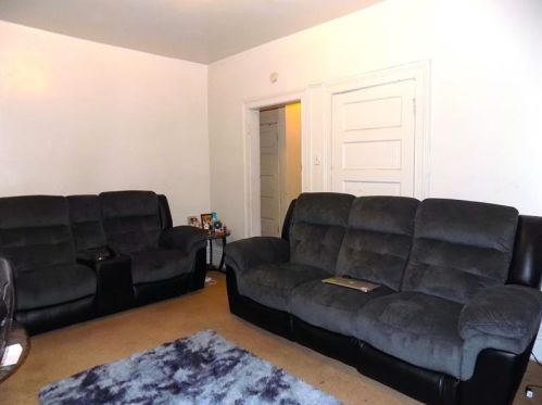 5623 Jackson St, Pittsburgh, PA 15206-1521