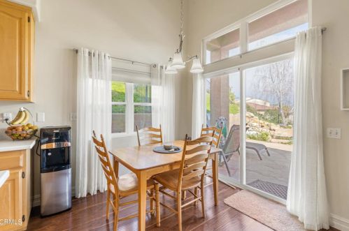 815 Vista Grande Dr, Santa Paula CA  93060-1335 exterior