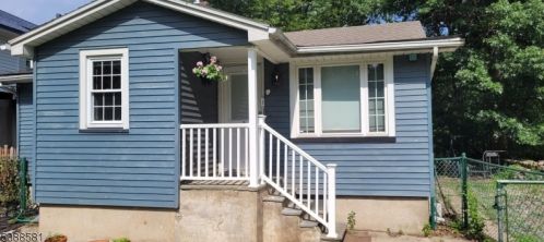 195 Riveredge Rd, Lincoln Park, NJ 07035-2458
