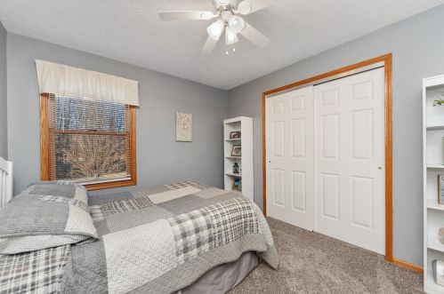 162 Black Hawk Dr, Sardinia OH  45171-9665 exterior