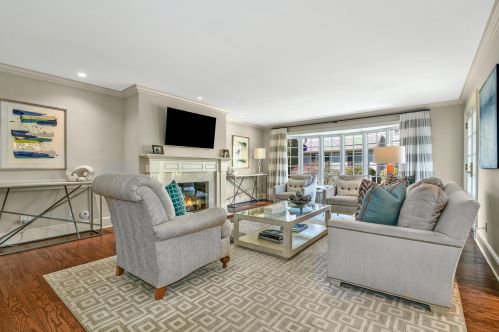 159 East Ave, New Canaan CT  06840-5613 exterior