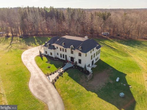 7131 Stump Rd, Pipersville, PA 18947-1503