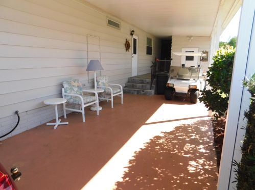 8200 Bitterbush Ln, Fort Pierce, FL 34952-3317