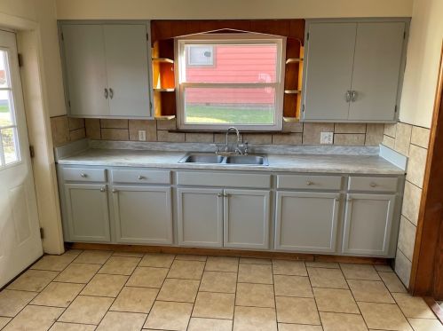 1705 Moravia St, New Castle PA  16101-5806 exterior