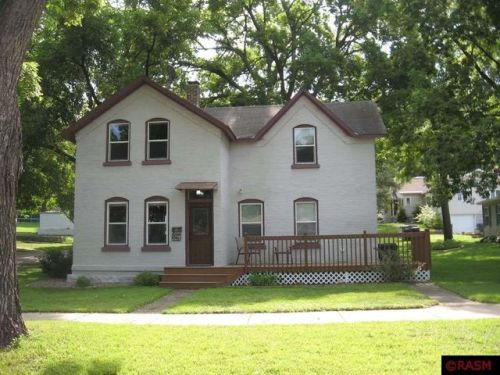 927 6 St, Mankato MN  56001-2127 exterior