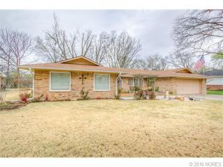 2720 Evergreen Dr, Bartlesville, OK 74006-4704