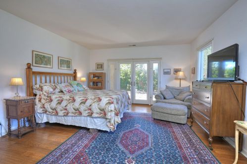 1042 Via Los Padres, Santa Barbara CA  93111-1345 exterior