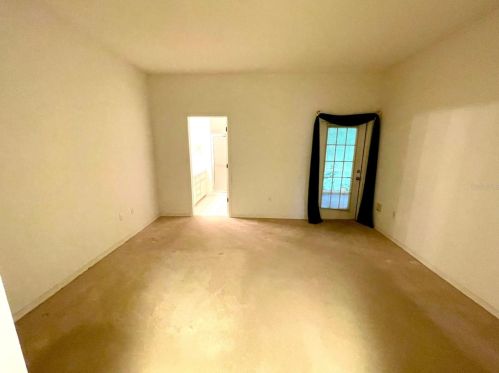 3516 Tealwood Cir, Palm Harbor FL  34685-3145 exterior