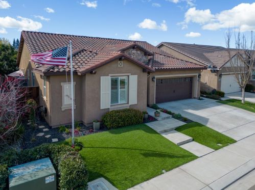 2864 Westport Cir, Valley Home CA  95361-8162 exterior